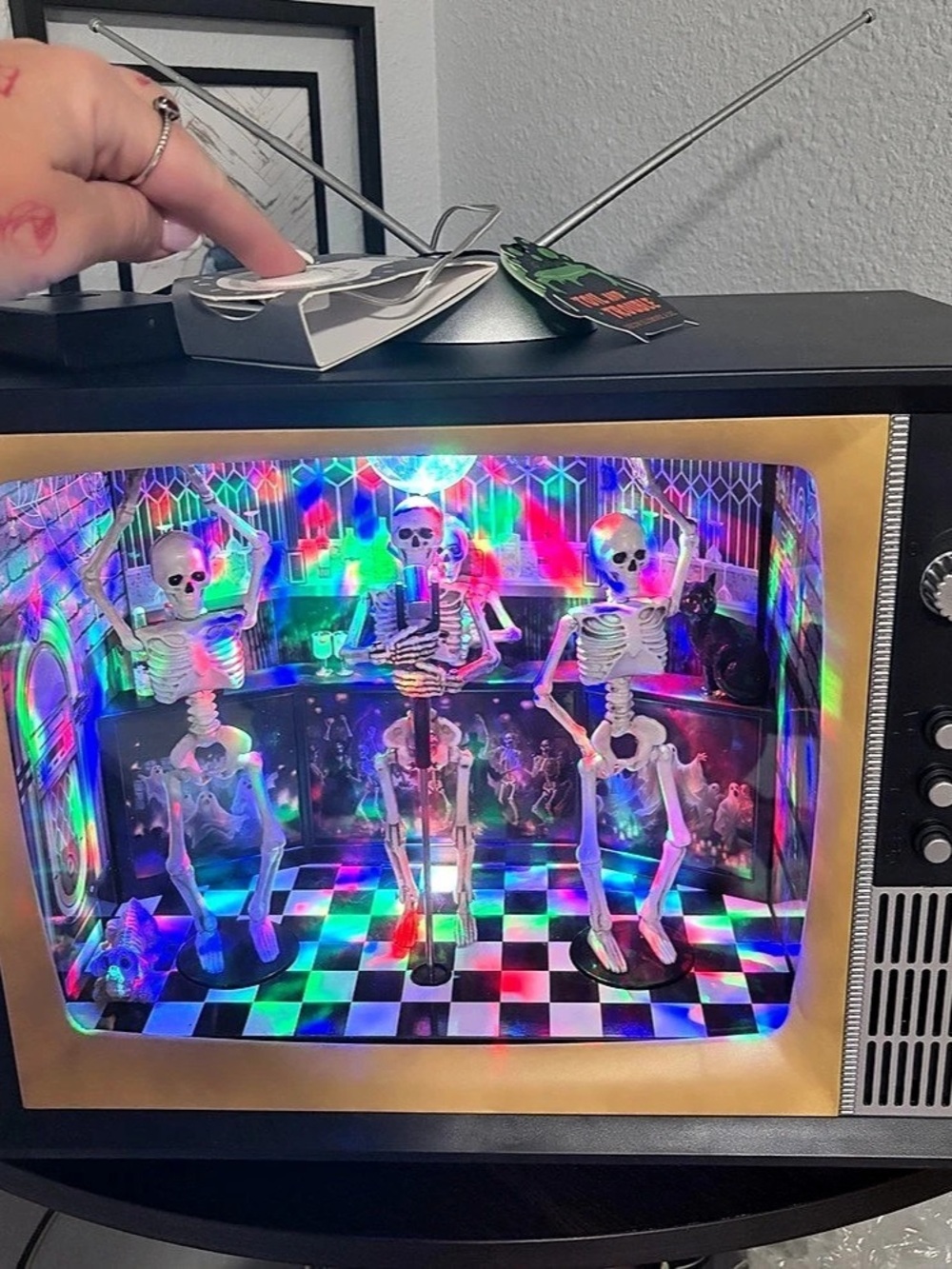 Fenguto Animated Musical Skeleton Disco Club TV Halloween Tiktok Viral Very Rare - Picture 1 of 7